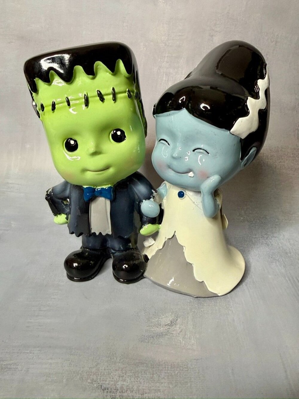 Globin & Ghoul Frankenstein and Bride of Frankenstein Halloween Decor